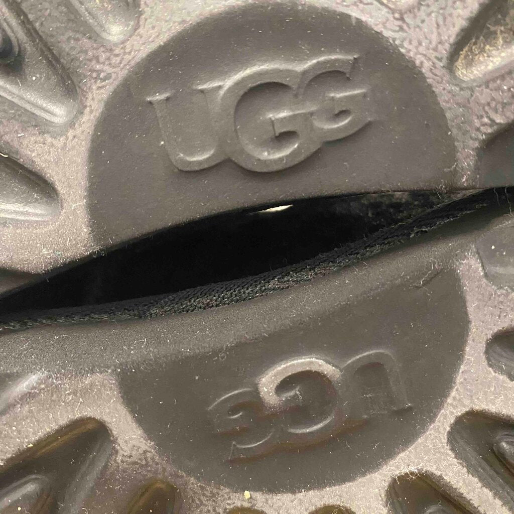 UGG Classic Leopard Print Boots, Girls Size 2