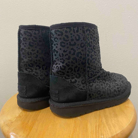 UGG Classic Leopard Print Boots, Girls Size 2