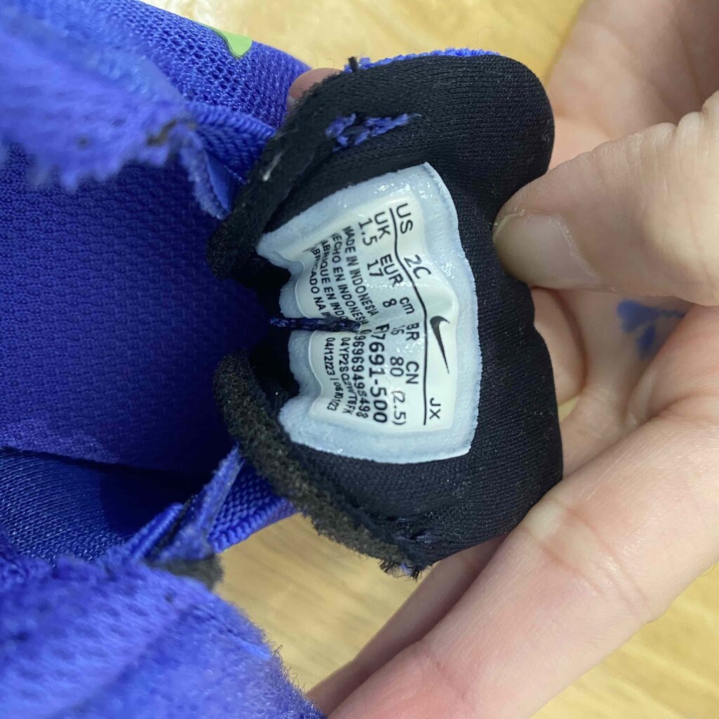 Nike Blue and Green Velcro Sneakers, Unisex Baby 2